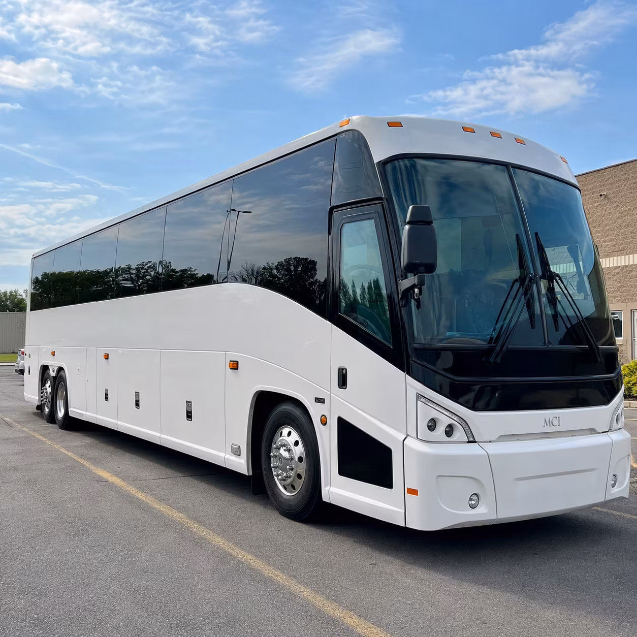 corporate team building transportation to schlitterbahn and gruene hall